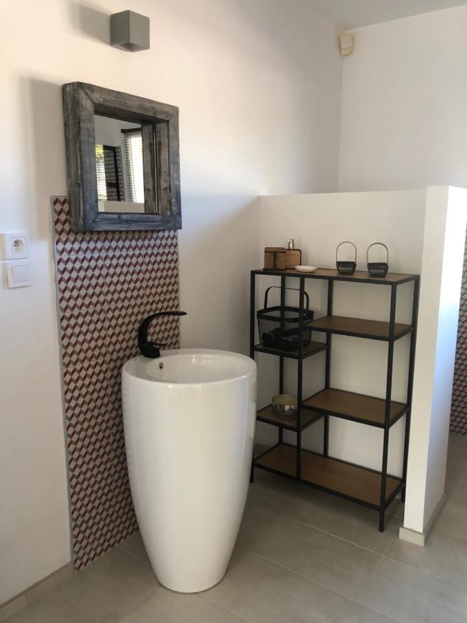 Le Mas Victoria - Chambres D'Hotes Avec Table D'Hotes-Parking Prive Ferme قرقشونه المظهر الخارجي الصورة